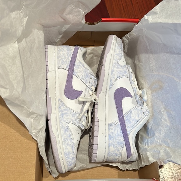Nike Dunk Low’s OG Purple Pulse shoes - Picture 9 of 9